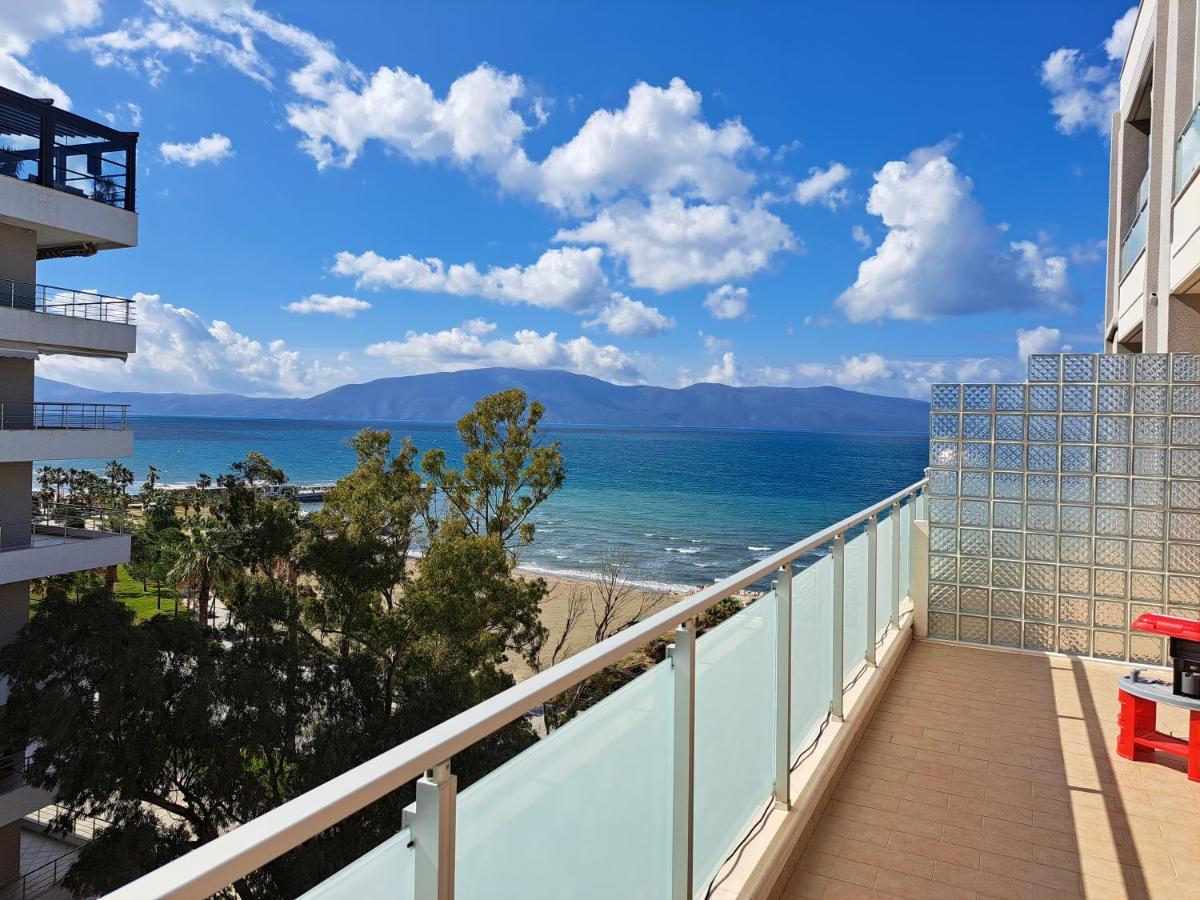 Aura Apartment Vlore Bagian luar foto